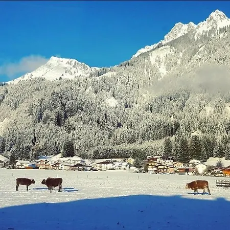 Διαμέρισμα Panoramablick *